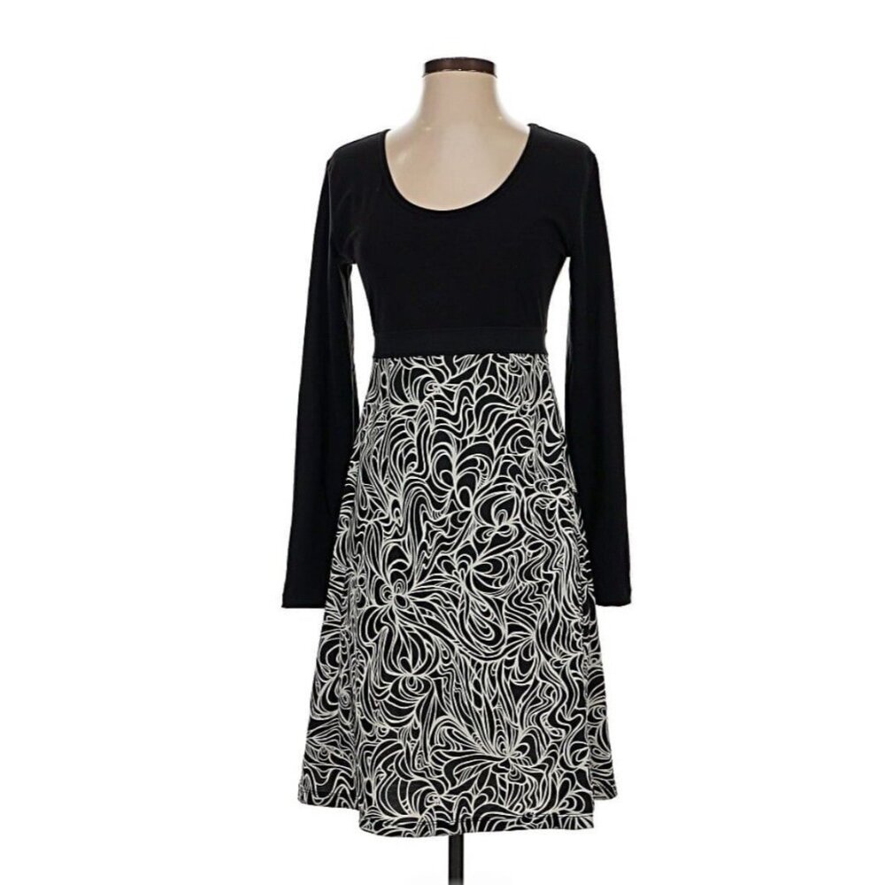 PRANA Long Sleeve Dress Womens Sz M 6 Stretch Black White Floral‎ A-line Casual